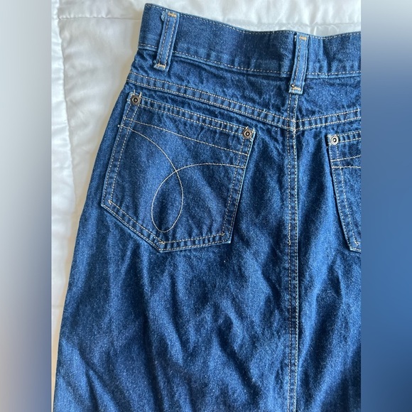 80s Vintage Calvin Klein Denim Skirt | 100% Cotton | Midi Length | Size 6 - Picture 4 of 15